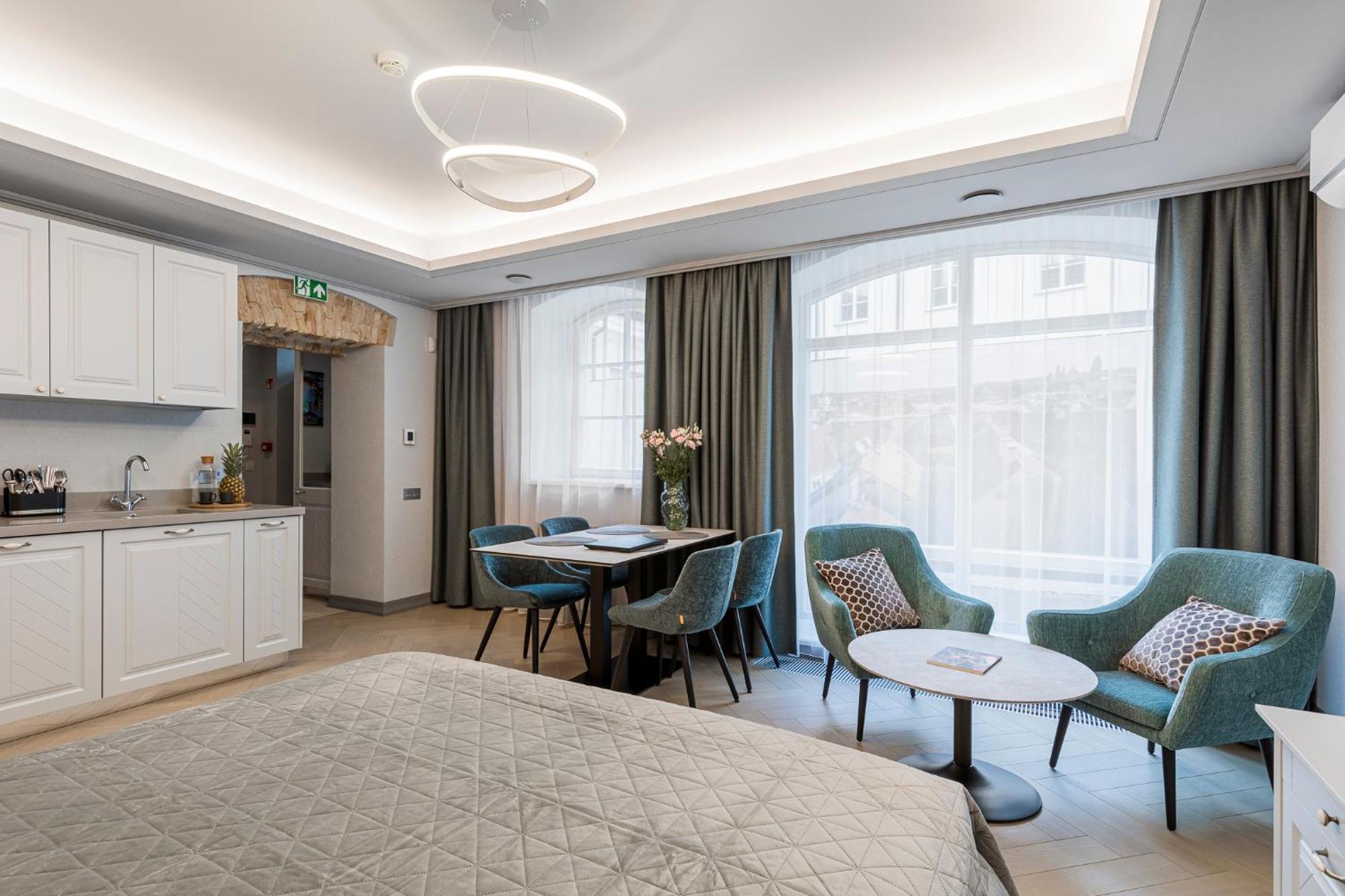 #Stayhere - Modern Luxury Apartments In The Heart Of Old Town วิลนีอุส ภายนอก รูปภาพ